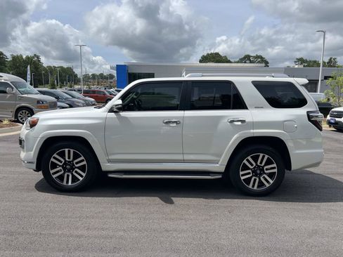Used 2021 Toyota 4Runner Limited RWD image 4