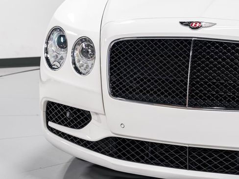 Used 2018 Bentley Flying Spur S V8 image 39