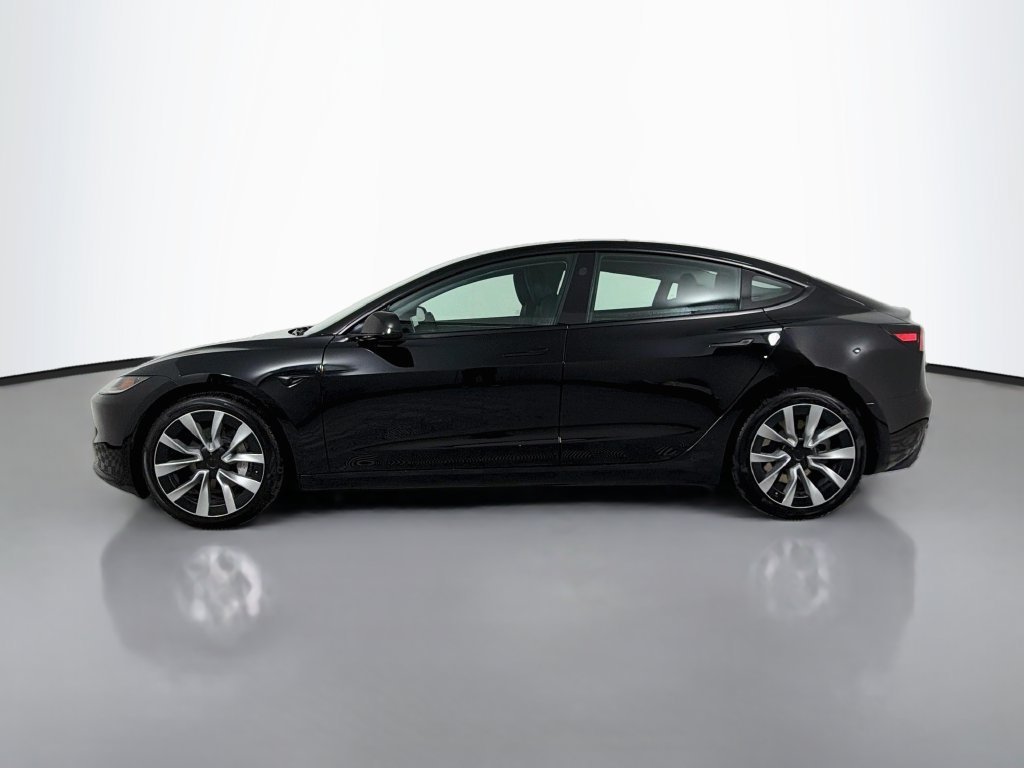 Used 2024 Tesla Model 3 Standard Range RWD image 8