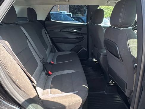 Used 2022 Chevrolet TrailBlazer LS AWD/4WD image 20
