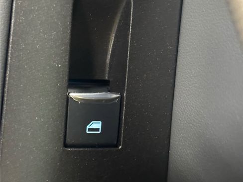 New 2026 Ford Explorer Active w/ Active Comfort Package image 14