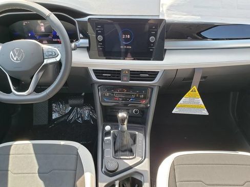 New 2026 Volkswagen Taos SE AWD/4WD image 9