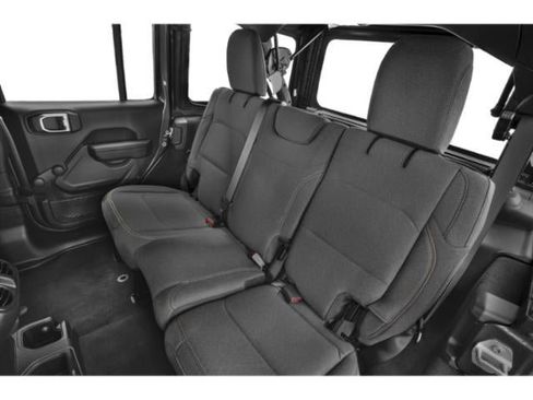 Used 2024 Jeep Wrangler Unlimited Sahara w/ Technology Group image 13