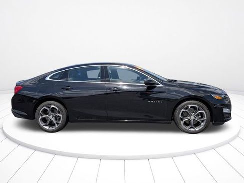 Used 2023 Chevrolet Malibu LT FWD image 2