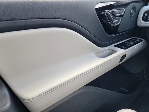 New 2025 Lincoln Aviator Reserve image 36