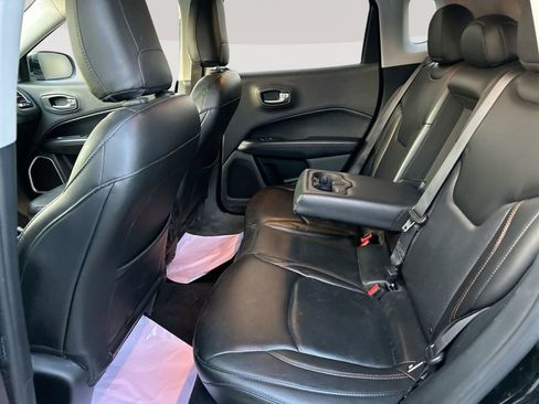 Used 2018 Jeep Compass Limited w/ Navigation Group AWD/4WD image 25