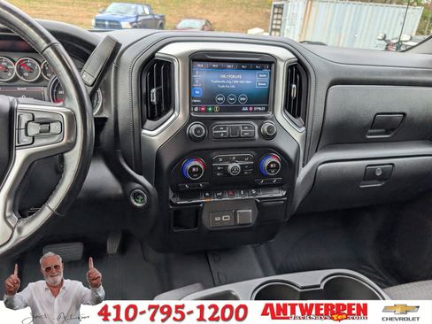 Used 2020 Chevrolet Silverado 1500 RST image 19