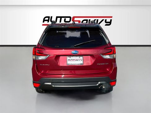 Used 2024 Subaru Forester Premium image 6