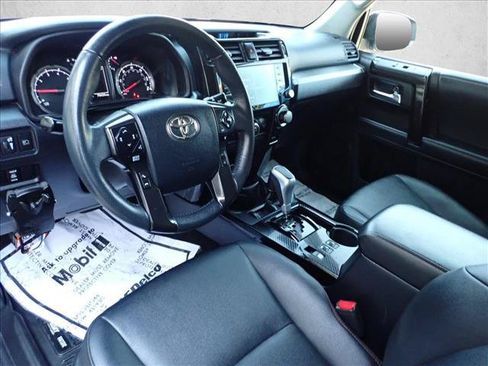 Used 2021 Toyota 4Runner TRD Off-Road Premium AWD/4WD image 10
