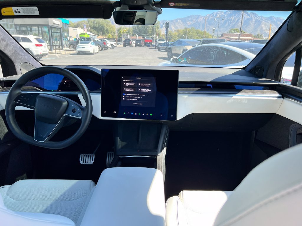 Used 2022 Tesla Model X Plaid AWD/4WD image 7