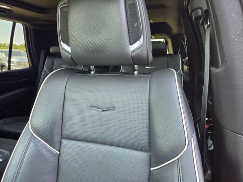Used 2023 Cadillac Escalade Premium Luxury w/ LPO, Floor Liner Package AWD/4WD image 14