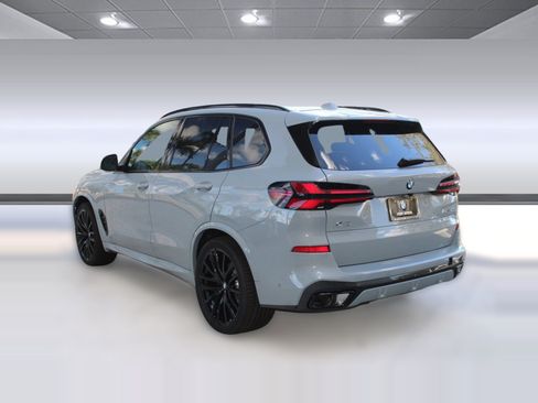 Used 2026 BMW X5 xDrive40i w/ Executive Package AWD/4WD image 3