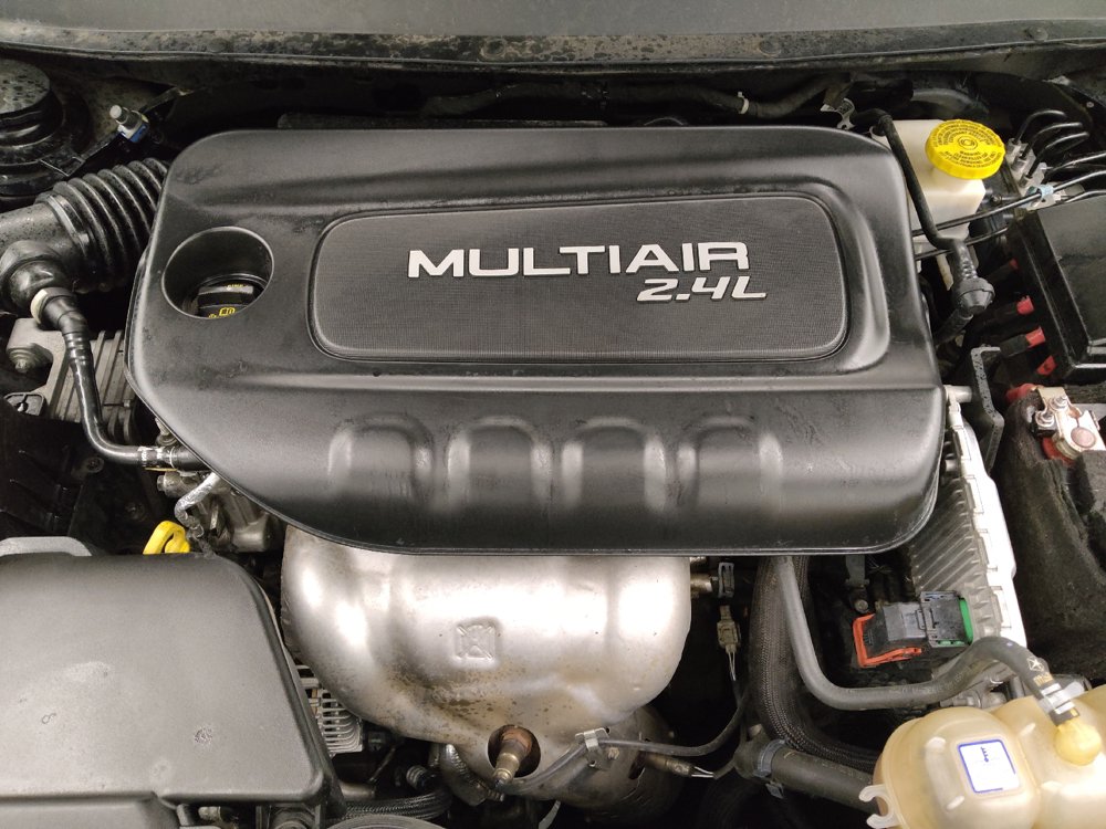 Used 2019 Jeep Cherokee Latitude w/ Popular Appearance Group FWD image 30
