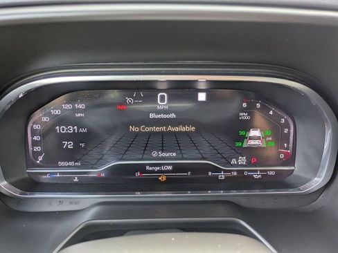 Used 2023 GMC Yukon SLT image 16