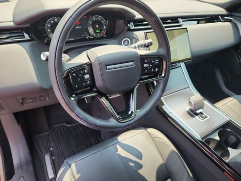 Certified 2026 Land Rover Range Rover Velar Dynamic SE image 15