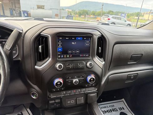 Used 2022 GMC Sierra 2500 AT4 AWD/4WD image 24