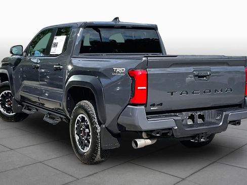 Used 2025 Toyota Tacoma TRD Off-Road AWD/4WD image 12
