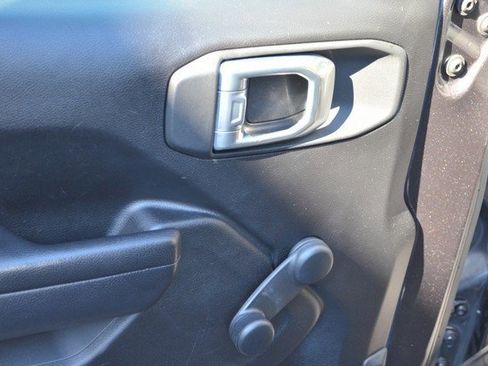 Used 2021 Jeep Wrangler Sport image 16