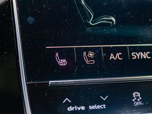 New 2026 Audi Q8 Prestige AWD/4WD image 27