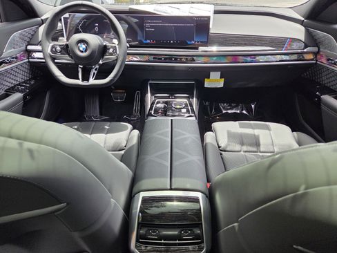 New 2026 BMW 740i xDrive w/ Executive Package AWD/4WD image 13