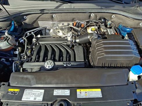 Used 2023 Volkswagen Atlas SE w/ Black Wheel Package image 31