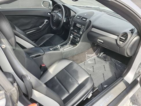 Used 2006 Mercedes-Benz SLK 55 AMG image 16