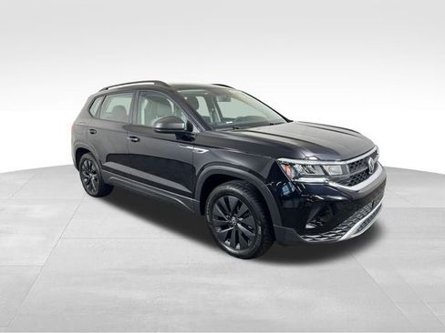 Used 2022 Volkswagen Taos S AWD/4WD image 8