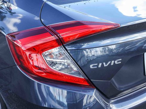 Certified 2019 Honda Civic LX image 7