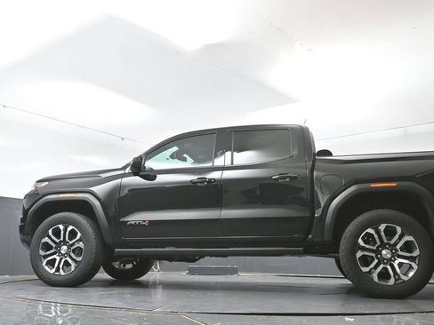 Used 2024 GMC Canyon AT4 w/ Canyon Safety Plus Package AWD/4WD image 29