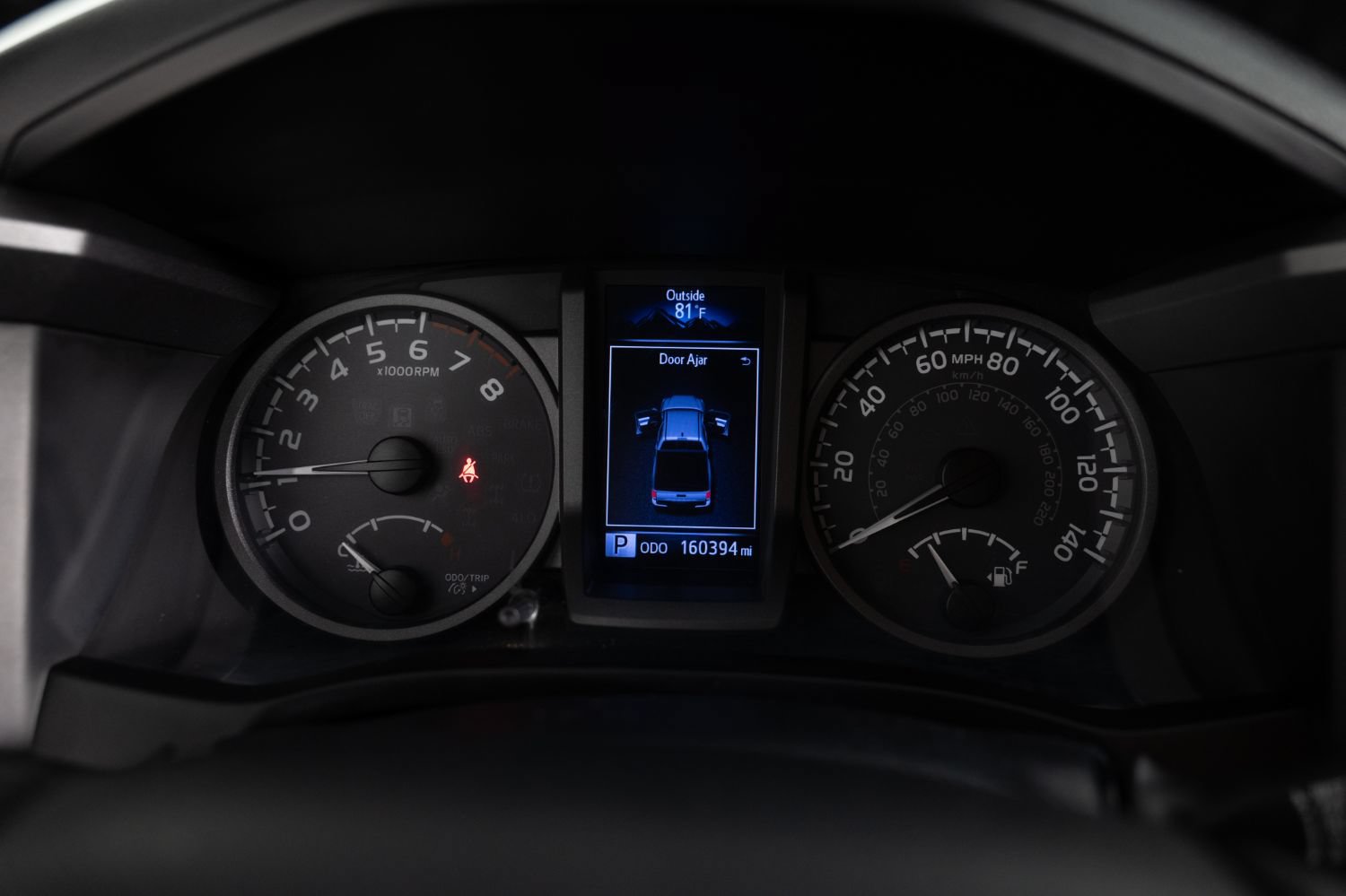 Used 2017 Toyota Tacoma TRD Off-Road w/ Premium & Technology Package AWD/4WD image 30