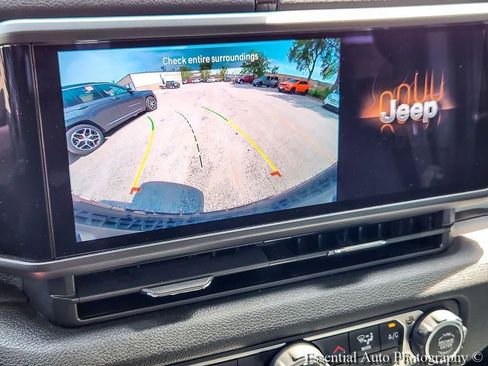 Used 2025 Jeep Wrangler Unlimited Sport S 4xe AWD/4WD image 16