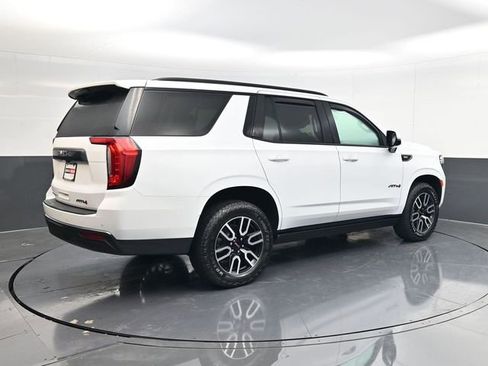 Used 2023 GMC Yukon AT4 AWD/4WD image 3