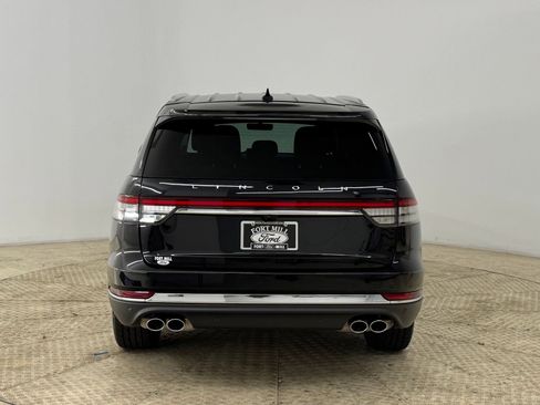 Used 2024 Lincoln Aviator AWD image 10