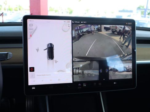 Used 2020 Tesla Model 3 Performance AWD/4WD image 25