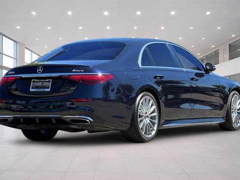 Used 2023 Mercedes-Benz S 580 4MATIC Sedan image 4