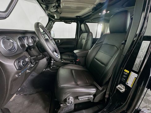 Used 2023 Jeep Wrangler Unlimited Sahara w/ Cold Weather Group AWD/4WD image 13