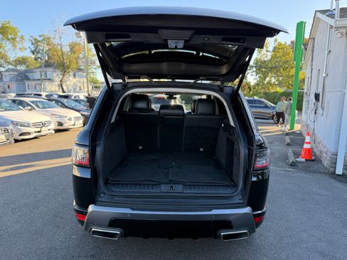 Used 2020 Land Rover Range Rover Sport HSE image 12