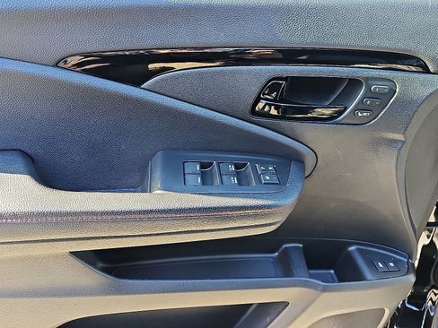 Used 2024 Honda Passport Black Edition image 13