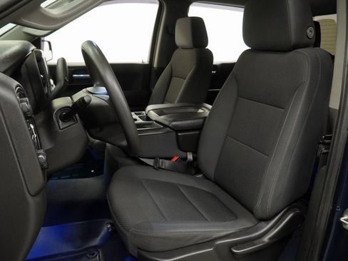 Used 2020 Chevrolet Silverado 1500 Custom w/ Custom Value Package image 18