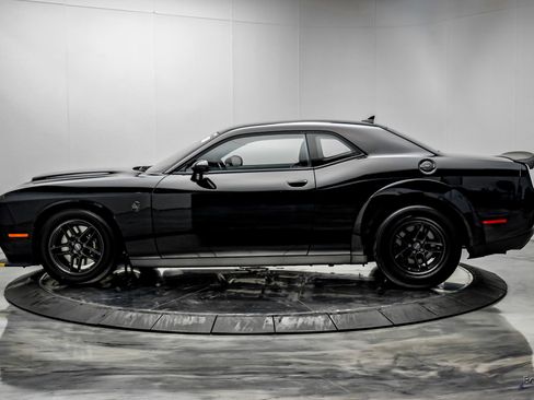 Used 2023 Dodge Challenger SRT Hellcat Redeye image 6