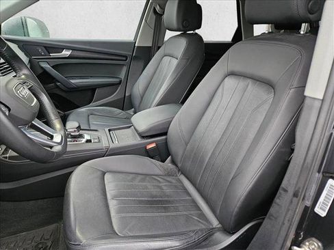 Used 2020 Audi Q5 2.0T Premium Plus w/ Premium Plus Package image 16