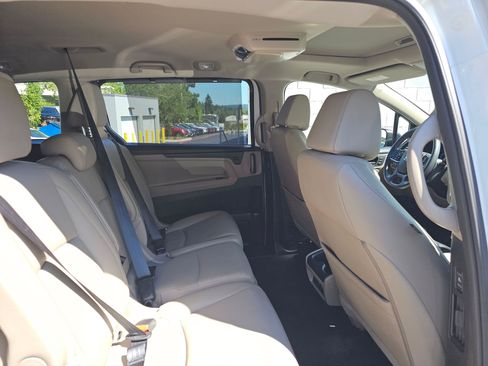 Used 2018 Honda Odyssey EX-L image 13