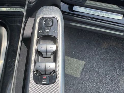 Used 2026 Mercedes-Benz GLC 300 4MATIC image 21