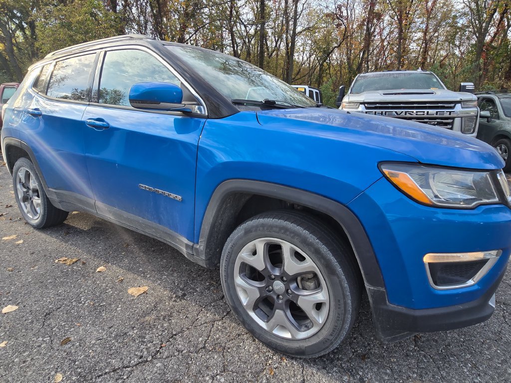Used 2020 Jeep Compass Limited AWD/4WD image 10