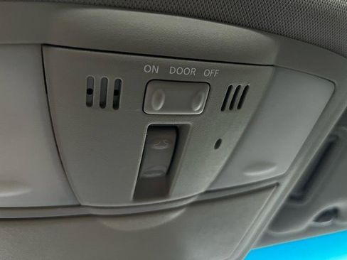 Used 2013 INFINITI G37 Journey w/ Premium Pkg image 28