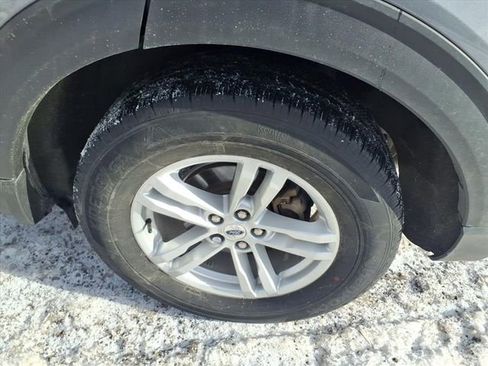 Certified 2023 Ford Explorer XLT w/ Equipment Group 202A image 10