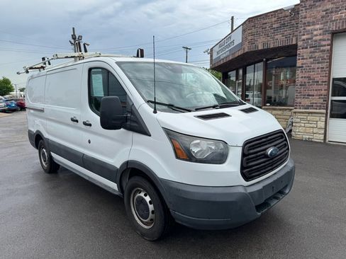 Used 2017 Ford Transit 150 130 Low Roof RWD image 19
