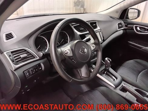 Used 2019 Nissan Sentra SV FWD image 11