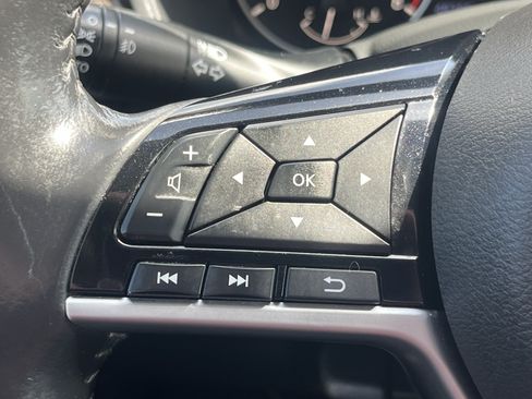 Used 2022 Nissan Altima 2.5 SL FWD image 18