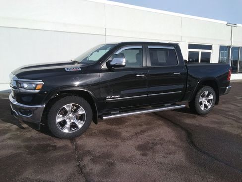 Used 2020 RAM 1500 Laramie image 2